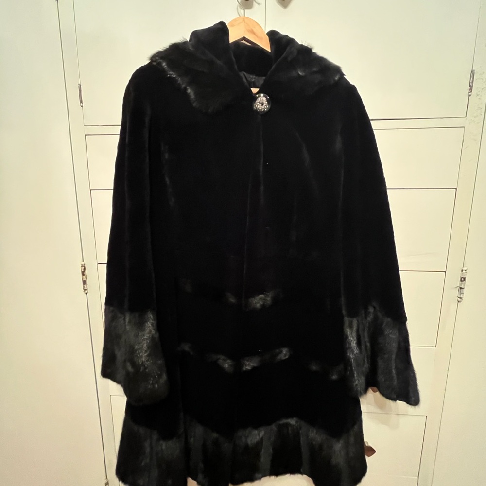 Sheared Beaver and Mink Coat NWT. Size Medium